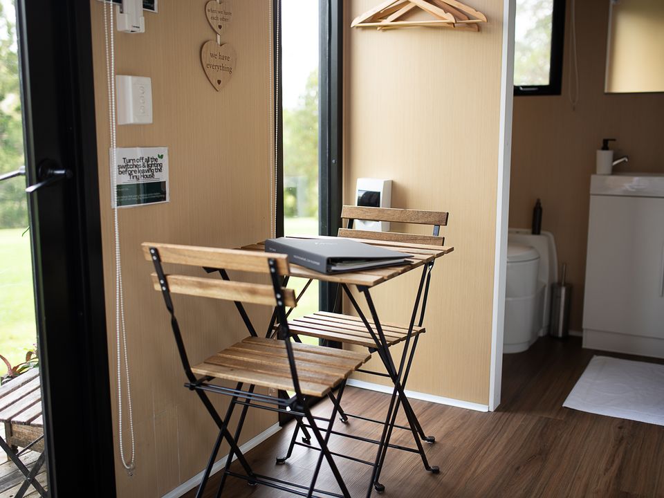 Story image 9